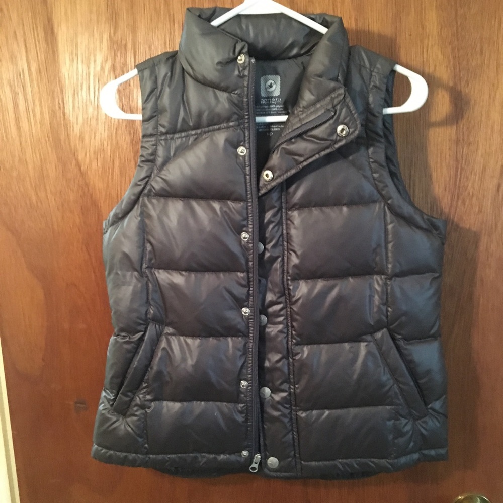Aerie gray vest
